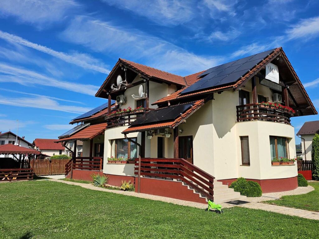 clădirea Mobila din România, Beclean la Băile Fifa
